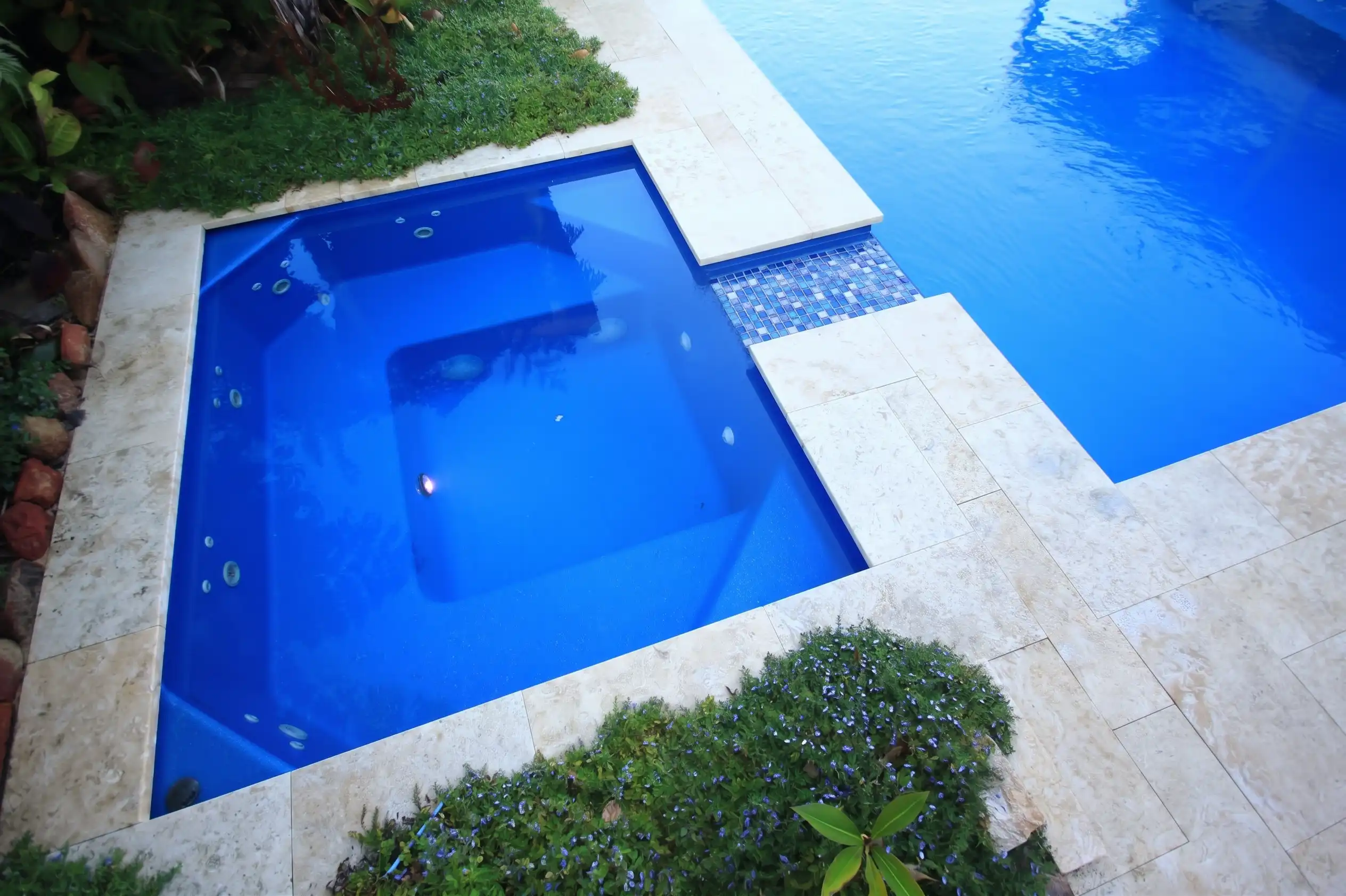 Laguna Spillway Spa